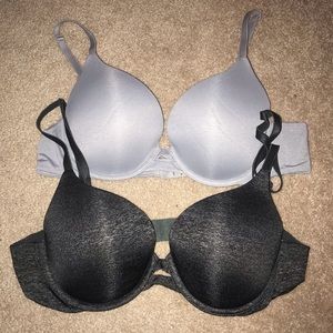 Victoria’s Secret perfect shape/coverage bra. 36B